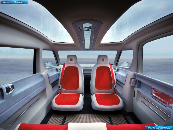 2003 Skoda Roomster Concept - фотография 13 из 23 2003 Skoda Roomster Concept - фотография 13 из 23