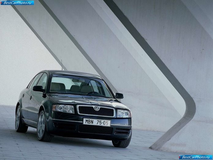 2003 Skoda Superb - фотография 3 из 34 2003 Skoda Superb - фотография 3 из 34