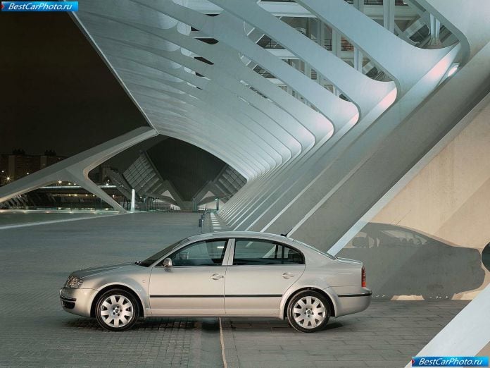 2003 Skoda Superb - фотография 12 из 34 2003 Skoda Superb - фотография 12 из 34