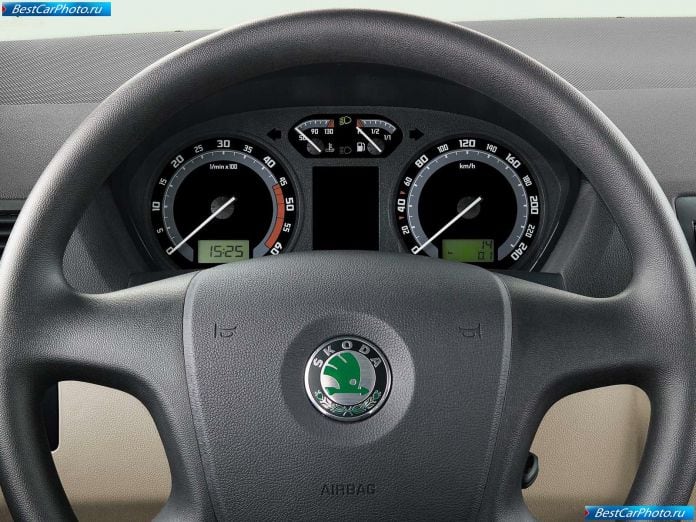 2005 Skoda Fabia - фотография 9 из 10