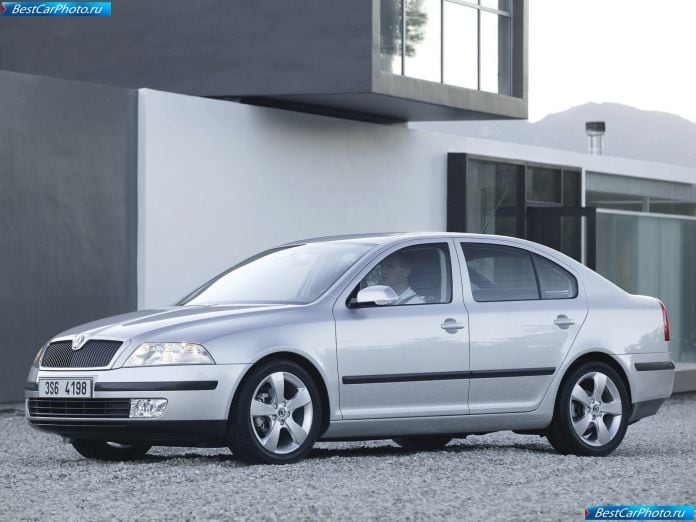 2005 Skoda Octavia - фотография 1 из 53