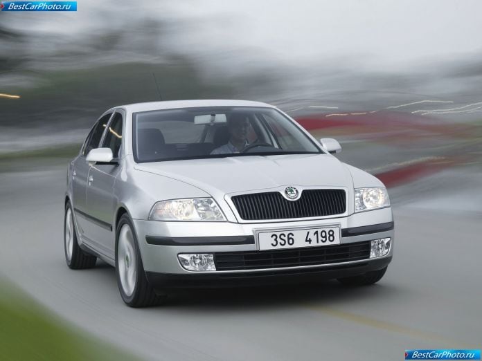 2005 Skoda Octavia - фотография 2 из 53