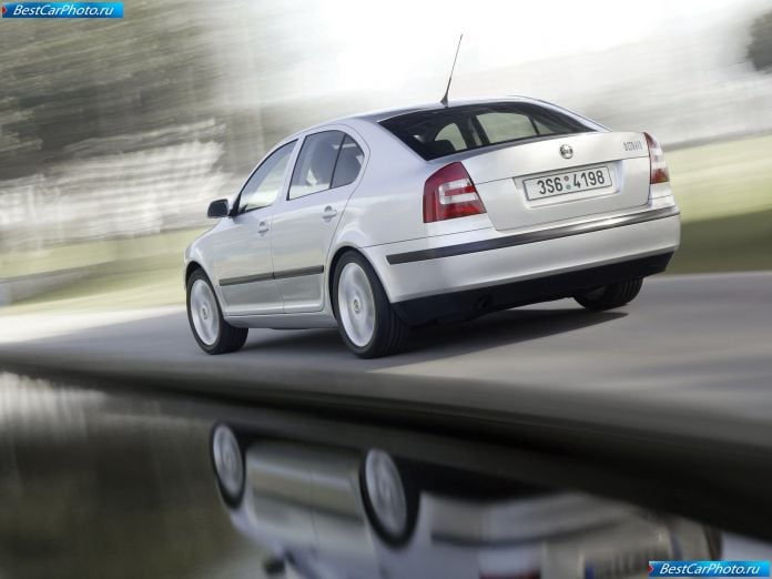 2005 Skoda Octavia - фотография 16 из 53