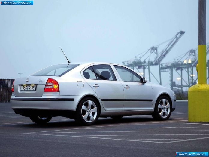 2005 Skoda Octavia - фотография 22 из 53