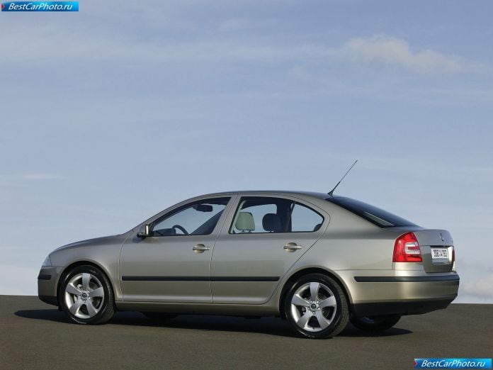 2005 Skoda Octavia - фотография 24 из 53
