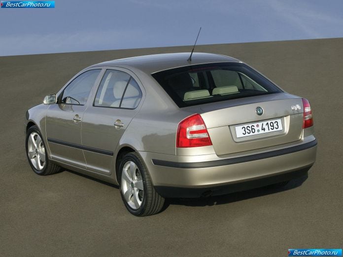 2005 Skoda Octavia - фотография 26 из 53