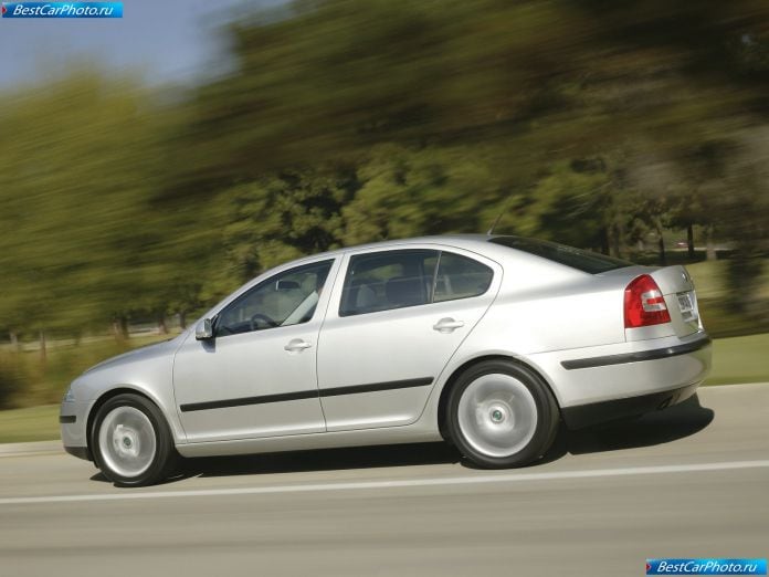 2005 Skoda Octavia - фотография 27 из 53