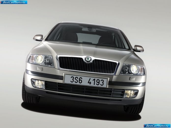 2005 Skoda Octavia - фотография 30 из 53