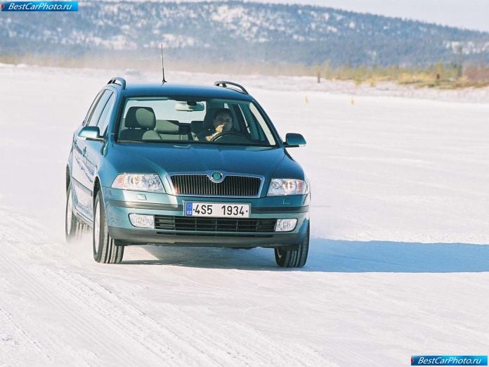 2005 Skoda Octavia Combi 4x4 - фотография 8 из 29 2005 Skoda Octavia Combi 4x4 - фотография 8 из 29