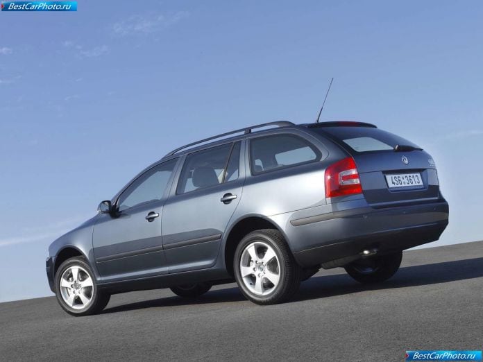 2005 Skoda Octavia Combi 4x4 - фотография 18 из 29 2005 Skoda Octavia Combi 4x4 - фотография 18 из 29
