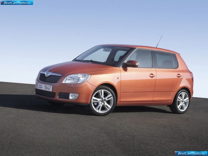 2007 Skoda Fabia - фотография 8 из 22 2007 Skoda Fabia - фотография 8 из 22