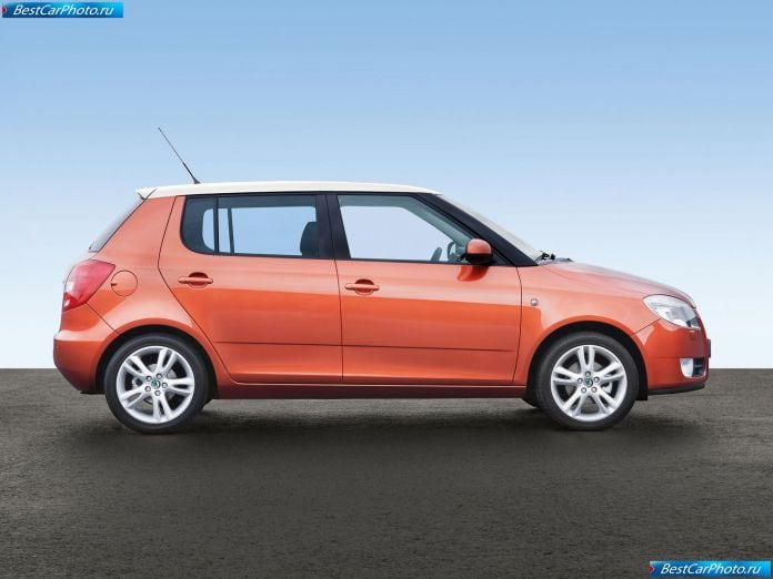 2007 Skoda Fabia - фотография 12 из 22