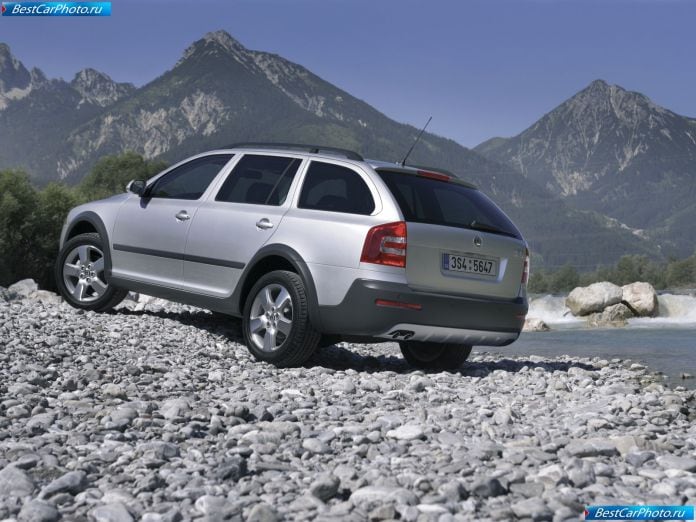 2007 Skoda Octavia Scout - фотография 9 из 25 2007 Skoda Octavia Scout - фотография 9 из 25
