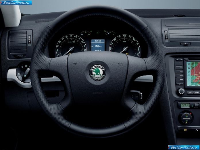 2007 Skoda Octavia Scout - фотография 14 из 25 2007 Skoda Octavia Scout - фотография 14 из 25