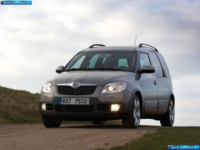 2007 Skoda Roomster Scout - фотография 1 из 23