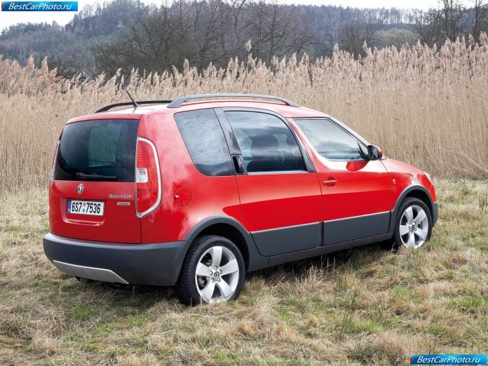 2007 Skoda Roomster Scout - фотография 16 из 23