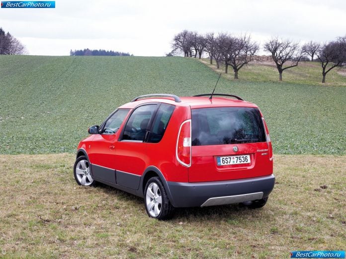 2007 Skoda Roomster Scout - фотография 17 из 23 2007 Skoda Roomster Scout - фотография 17 из 23