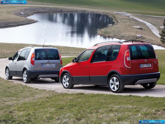 2007 Skoda Roomster Scout - фотография 22 из 23 2007 Skoda Roomster Scout - фотография 22 из 23