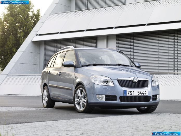 2008 Skoda Fabia Combi - фотография 2 из 140 2008 Skoda Fabia Combi - фотография 2 из 140