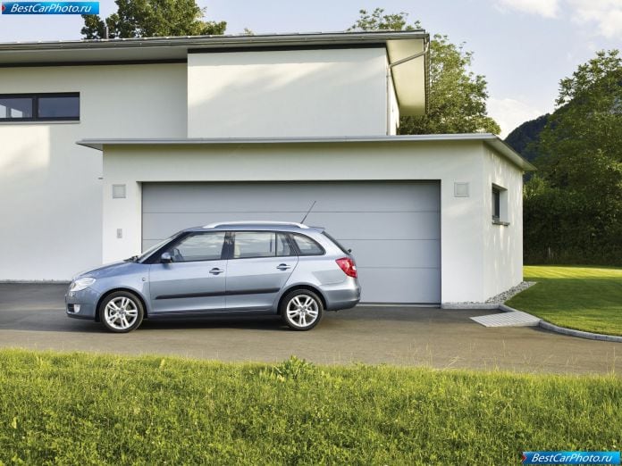 2008 Skoda Fabia Combi - фотография 58 из 140 2008 Skoda Fabia Combi - фотография 58 из 140