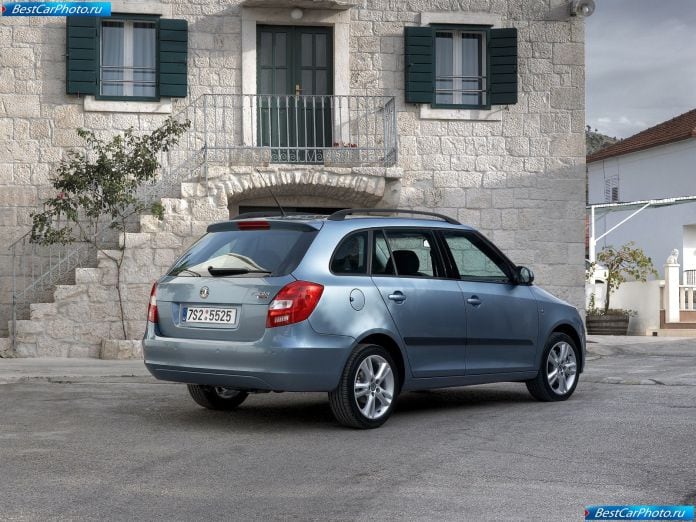 2008 Skoda Fabia Combi - фотография 80 из 140