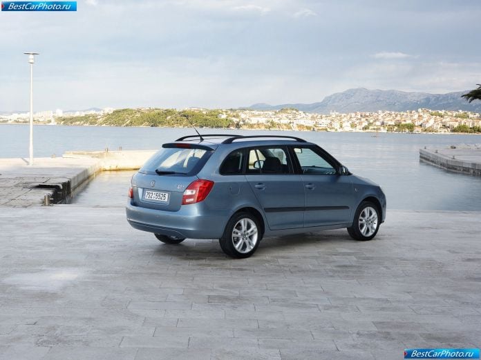 2008 Skoda Fabia Combi - фотография 101 из 140 2008 Skoda Fabia Combi - фотография 101 из 140