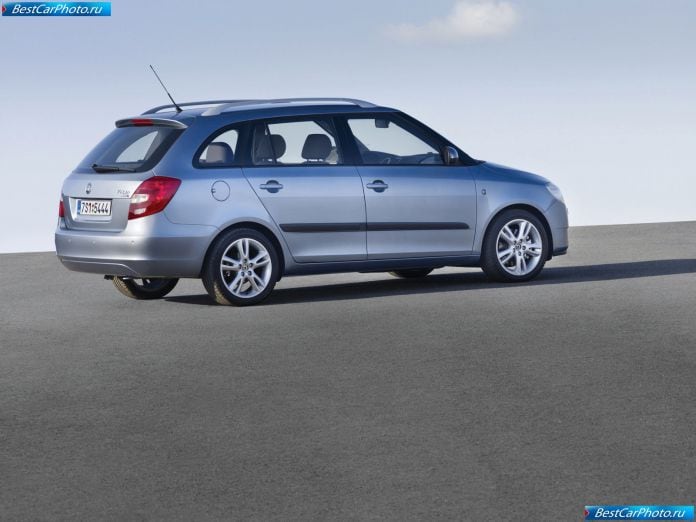 2008 Skoda Fabia Combi - фотография 104 из 140 2008 Skoda Fabia Combi - фотография 104 из 140