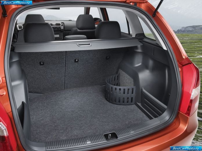 2008 Skoda Fabia Combi - фотография 118 из 140 2008 Skoda Fabia Combi - фотография 118 из 140