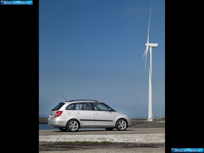 2008 Skoda Fabia Combi - фотография 132 из 140 2008 Skoda Fabia Combi - фотография 132 из 140