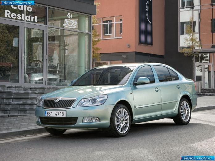2009 Skoda Octavia - фотография 11 из 61