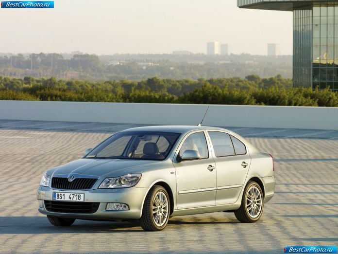 2009 Skoda Octavia - фотография 14 из 61 2009 Skoda Octavia - фотография 14 из 61
