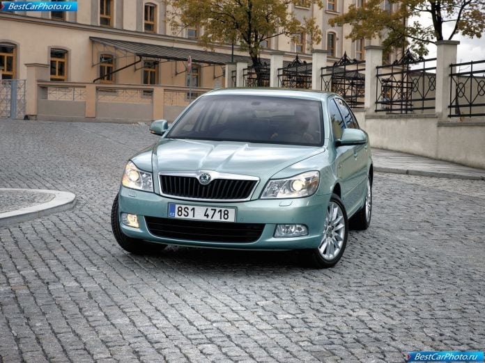 2009 Skoda Octavia - фотография 24 из 61
