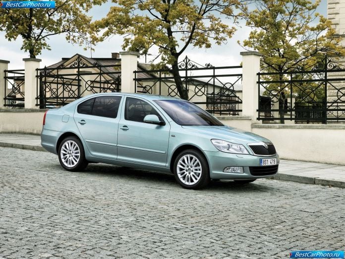 2009 Skoda Octavia - фотография 26 из 61