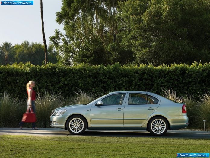 2009 Skoda Octavia - фотография 33 из 61 2009 Skoda Octavia - фотография 33 из 61