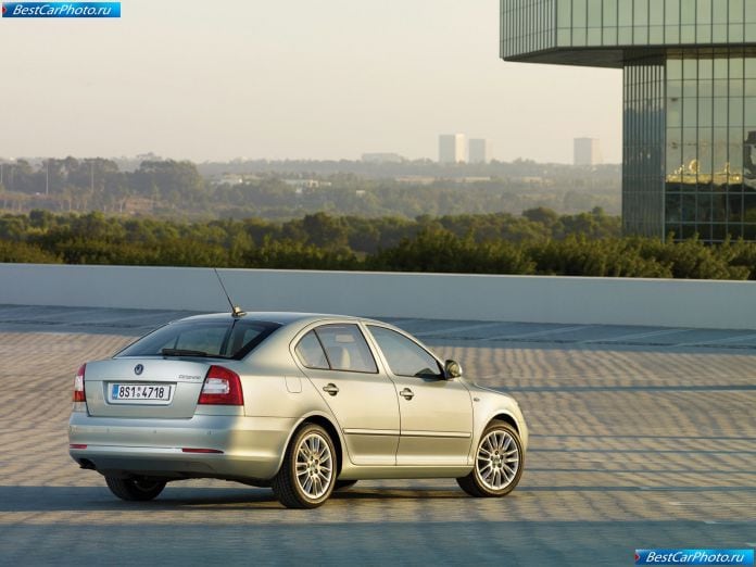 2009 Skoda Octavia - фотография 36 из 61 2009 Skoda Octavia - фотография 36 из 61