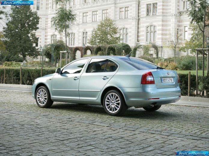 2009 Skoda Octavia - фотография 39 из 61 2009 Skoda Octavia - фотография 39 из 61