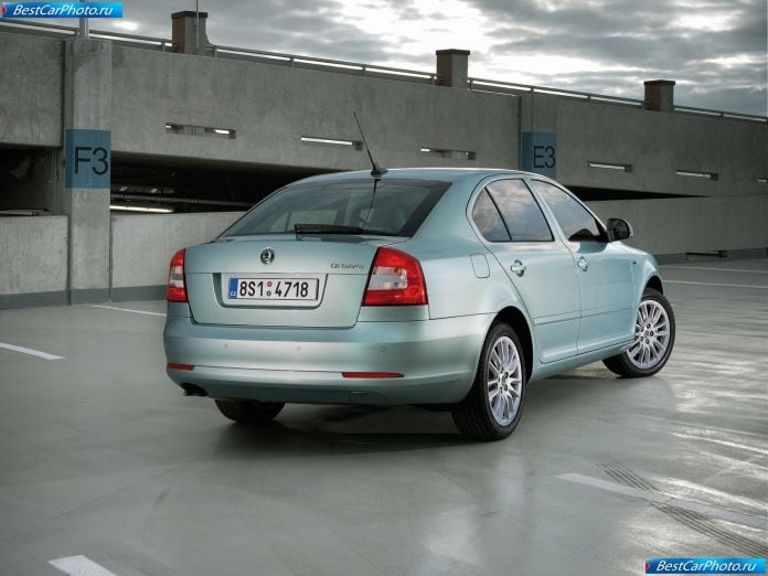 2009 Skoda Octavia - фотография 40 из 61 2009 Skoda Octavia - фотография 40 из 61