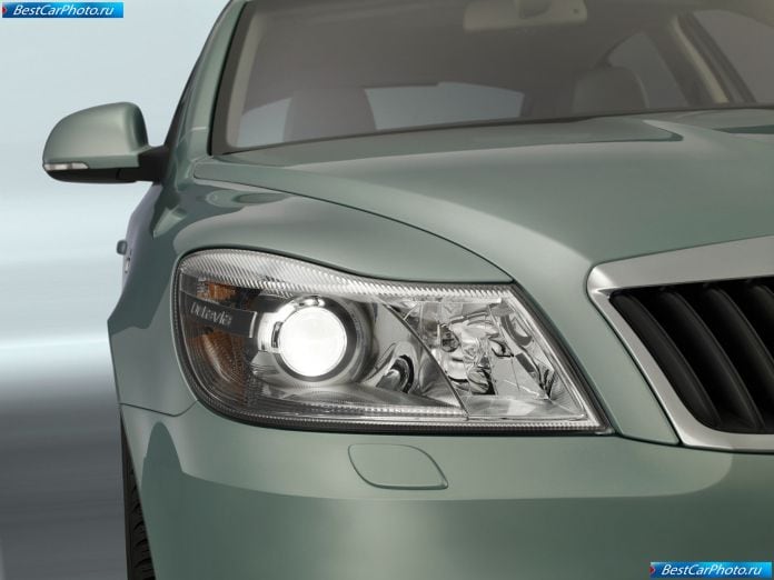 2009 Skoda Octavia - фотография 53 из 61