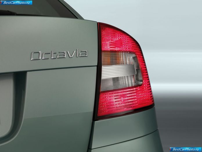 2009 Skoda Octavia - фотография 56 из 61