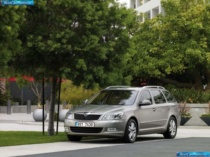 2009 Skoda Octavia Combi - фотография 5 из 16