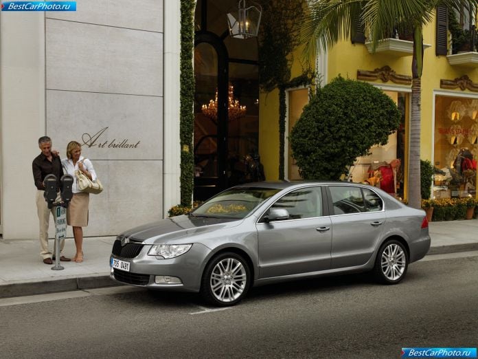 2009 Skoda Superb - фотография 17 из 81 2009 Skoda Superb - фотография 17 из 81