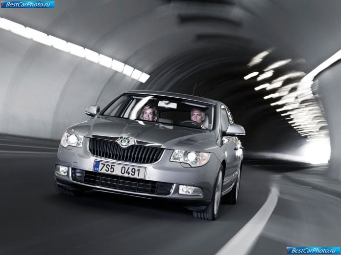 2009 Skoda Superb - фотография 22 из 81 2009 Skoda Superb - фотография 22 из 81