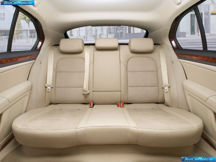 2009 Skoda Superb - фотография 73 из 81 2009 Skoda Superb - фотография 73 из 81