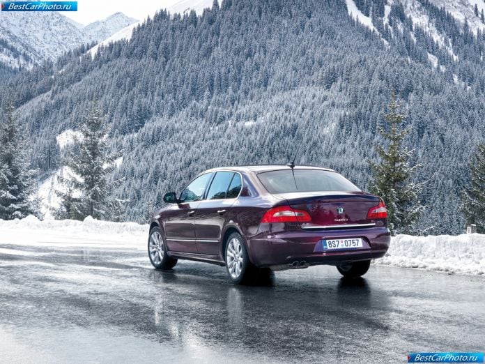 2009 Skoda Superb 4x4 - фотография 19 из 24