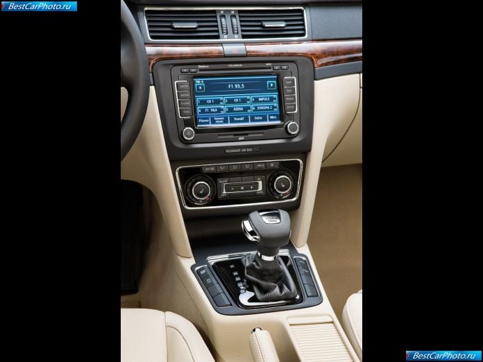 2009 Skoda Superb 4x4 - фотография 22 из 24 2009 Skoda Superb 4x4 - фотография 22 из 24