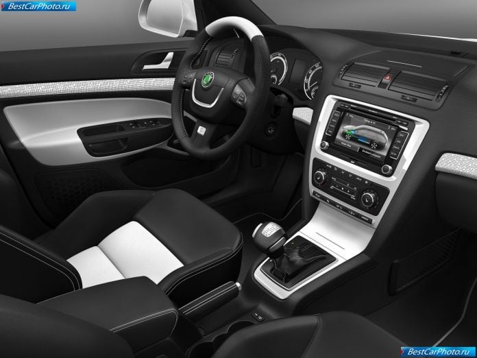 2010 Skoda Octavia Green E Line Concept - фотография 12 из 28 2010 Skoda Octavia Green E Line Concept - фотография 12 из 28