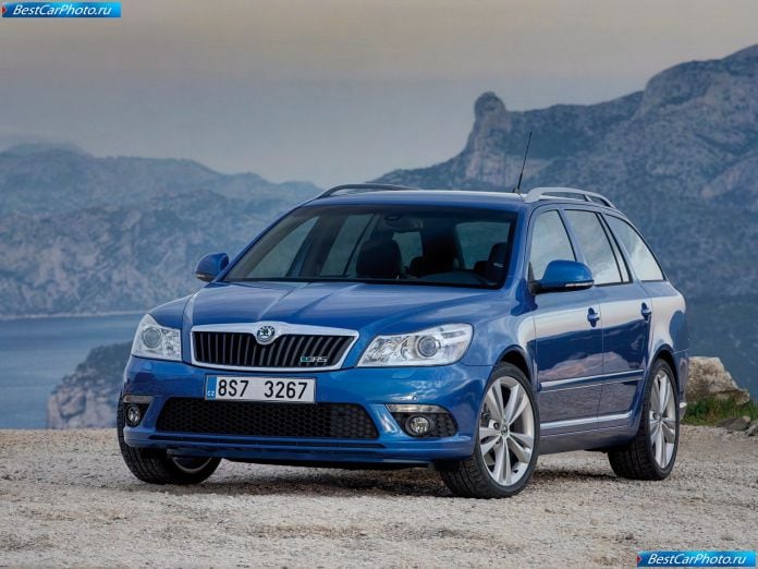 2010 Skoda Octavia Rs Combi - фотография 1 из 20 2010 Skoda Octavia Rs Combi - фотография 1 из 20
