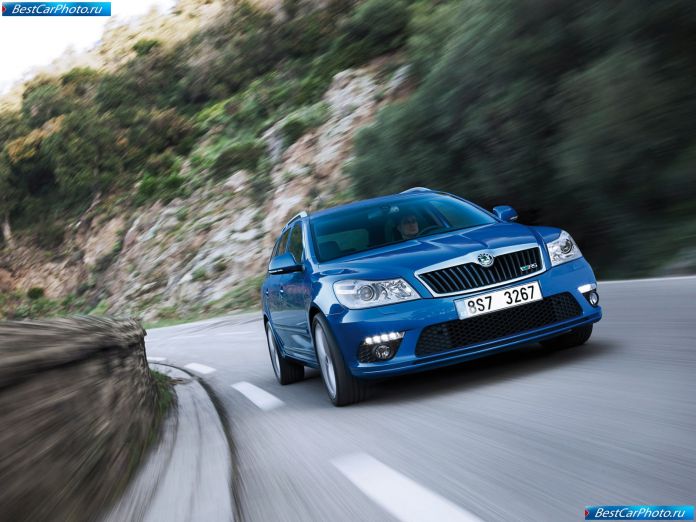 2010 Skoda Octavia Rs Combi - фотография 2 из 20 2010 Skoda Octavia Rs Combi - фотография 2 из 20