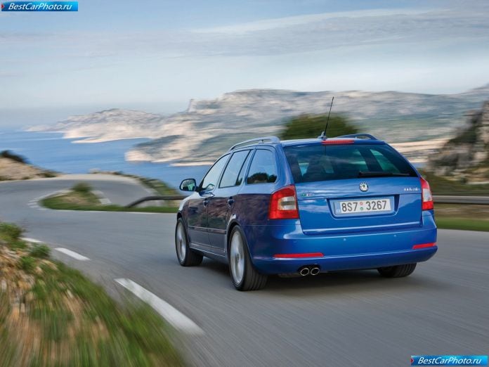 2010 Skoda Octavia Rs Combi - фотография 9 из 20 2010 Skoda Octavia Rs Combi - фотография 9 из 20