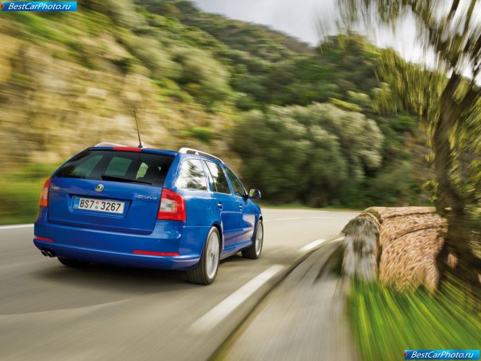 2010 Skoda Octavia Rs Combi - фотография 10 из 20